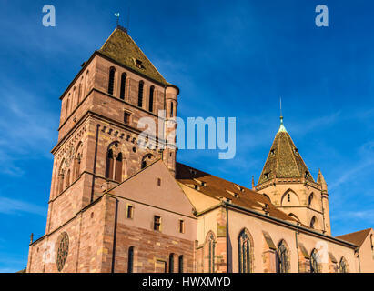 L'église Saint Thomas à Strasbourg - Alsace, France Banque D'Images