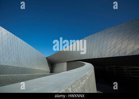 Aquarium du Danemark, également connu sous le nom de la planète bleue (Den Blå Planet) et a ouvert ses portes à l'extérieur de Copenhague Kastrup en 2013. Le top-moderne buildi Banque D'Images