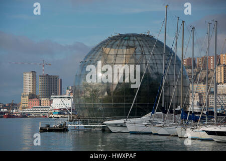 La Biosphère, musée de la biodiversité dans le bâti ancien port de Gênes, par l'architecture Renzo Piano pour la Colombiane en 1992 Banque D'Images