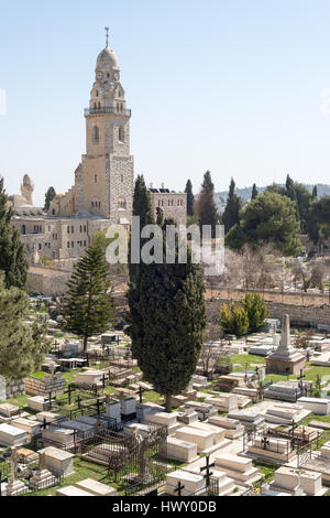 Cimetière arménien par la cathédrale St. James Église de Jérusalem, Israël Banque D'Images