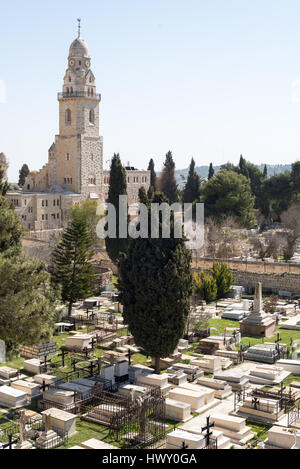 Cimetière arménien par la cathédrale St. James Église de Jérusalem, Israël Banque D'Images