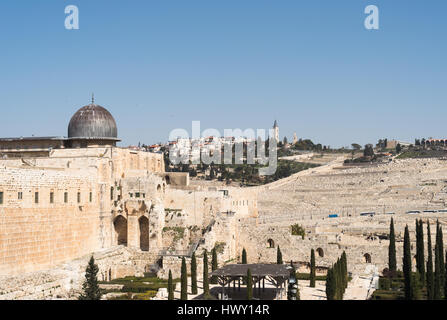 Jérusalem, Israël - 24 Février 2017 : vue sur la Mosquée Al-Aqsa, à partir de l'ancien mur de la ville Banque D'Images