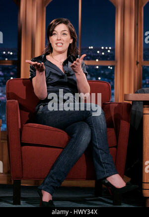 L'actrice Olivia Williams pendant un segment de 'The Late Late Show with Craig Ferguson" à CBS Television City à Los Angeles, Californie, le 20 janvier, 2009. Photo par Francis Specker Banque D'Images