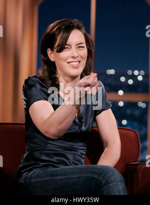 L'actrice Olivia Williams pendant un segment de 'The Late Late Show with Craig Ferguson" à CBS Television City à Los Angeles, Californie, le 20 janvier, 2009. Photo par Francis Specker Banque D'Images