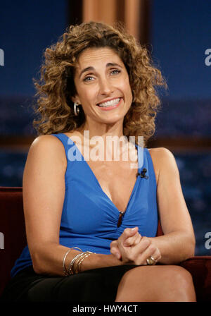 L'actrice Melina Kanakaredes pendant un segment de 'The Late Late Show with Craig Ferguson" à CBS Television City sur septembre 29, 2008 à Los Angeles, Californie. Photo par Francis Specker Banque D'Images