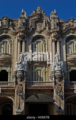 Une vue de détail de la façade du Gran Teatro de la Habana, La Havane, Cuba Banque D'Images