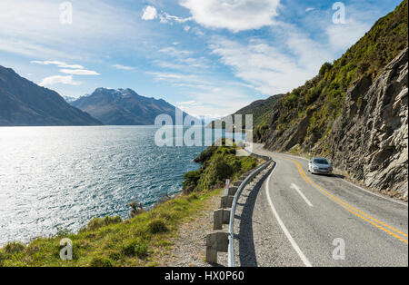 Route sur le lac Wakatipu, diables d'escalier, Otago, Nouvelle-Zélande, Southland Banque D'Images