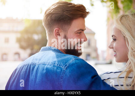 Close up de jeunes amoureux Banque D'Images
