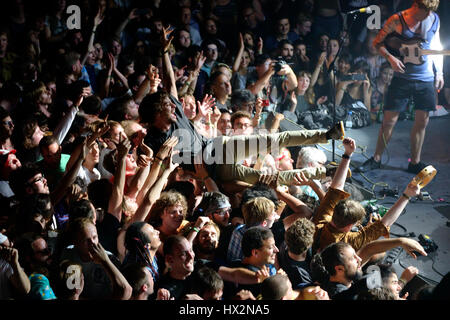 Barcelone - 1 juin : foule à Primavera Sound Festival 2015 le 1 juin 2015 à Barcelone, Espagne. Banque D'Images