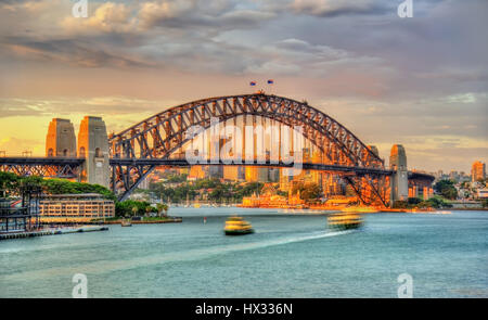 Sydney Harbour Bridge au coucher du soleil Banque D'Images