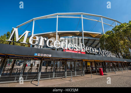 Visiter Mercedes Benz Arena Banque D'Images