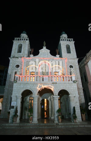 Église de Jésus' premier miracle. Les Franciscains en Terre Sainte prendre soin de la plupart des églises et des sanctuaires, Cana, Israël. Banque D'Images