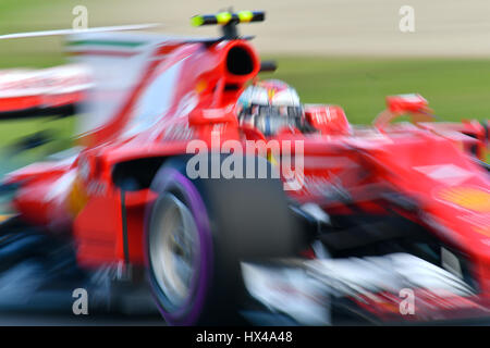 L'Albert Park, Melbourne, Australie. Mar 25, 2017. Kimi Raikkonen (FIN) # 7 de la Scuderia Ferrari au cours de la pratique de l'équipe trois à la session 2017 Australian Grand Prix de Formule 1 à l'Albert Park, Melbourne, Australie. Bas Sydney/Cal Sport Media/Alamy Live News Banque D'Images