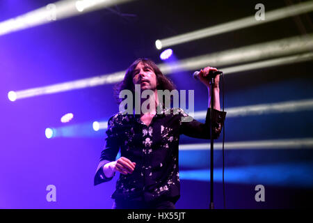 Barcelone - 4 JUIL : Primal Scream (band) en concert au Festival de Vida le 4 juillet 2015 à Barcelone, Espagne. Banque D'Images