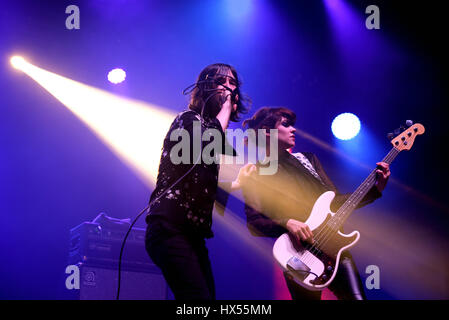 Barcelone - 4 JUIL : Primal Scream (band) en concert au Festival de Vida le 4 juillet 2015 à Barcelone, Espagne. Banque D'Images