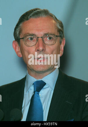 NORMAN FOWLER MP SHADOW ENVIRONNEMENT Transports 16 octobre 1997 Banque D'Images