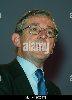 NORMAN FOWLER MP SHADOW ENVIRONNEMENT Transports 15 octobre 1997 Banque D'Images