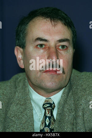 MITCHEL MCLAUGHLIN Président du Sinn Fein 27 Février 1995 Banque D'Images