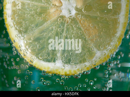 Limon,detalle de fruta color verde. fotografia. jorgeangulo zoomfyd:foto//nortephoto Banque D'Images