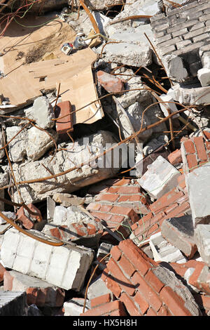 Gravats de démoli une maison d'habitation Banque D'Images