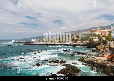 Puerto del la Cruz front de mer à Ténérife, Espagne. Banque D'Images