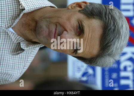 JOHN KERRY PARTI DÉMOCRATIQUE 26 février 2004 LOS ANGELES USA Banque D'Images