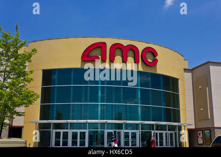 Indianapolis - Circa Juin 2016 : Du cinéma AMC Emplacement. Cinéma AMC est une chaîne de cinéma américain I Banque D'Images