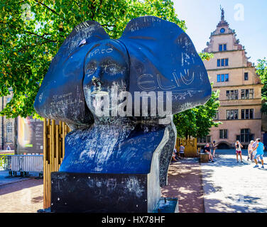 'Sculpture à la peinture ardoise à disposition du public pour les graffitis, Street Art, Strasbourg, Alsace, France Banque D'Images