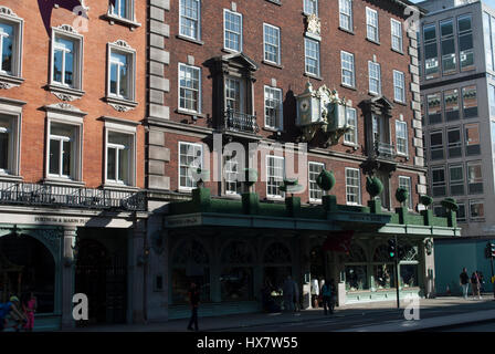 Magasin Fortnum & Mason dans Piccadilly, Londres Banque D'Images