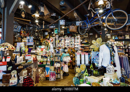 Stuart Florida, Cracker Barrel Old Country Store, restaurant restaurants restauration café cafés, magasin général, vente décoration maison, vente, FL170221020 Banque D'Images