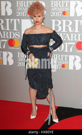 Les Brit Awards 2017 qui a eu lieu à l'O2 - Arrivées comprend : Raye Où : Londres, Royaume-Uni 22 février 2017 Quand : Banque D'Images