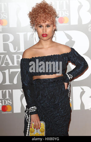 Les Brit Awards 2017 qui a eu lieu à l'O2 - Arrivées comprend : Raye Où : Londres, Royaume-Uni 22 février 2017 Quand : Banque D'Images