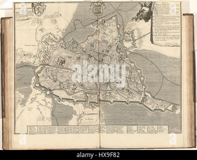 La carte de Gand, créée par Jacobus Harrewijn, BrC3BCchman et Eugène Henry Fricx, fournit une représentation détaillée de la ville de Gand. La carte capture le tracé urbain et les caractéristiques géographiques, mettant en évidence les monuments et les rues importants de la période. Banque D'Images