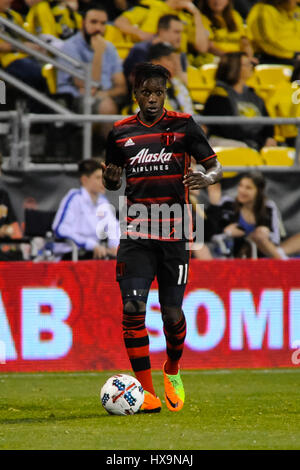 Columbus, États-Unis. 25 mars 2017. Portland Timbers avant Darren Mattocks (11) avec la balle dans la deuxième partie du match entre Portland Timbers et Columbus Crew Stadium, MAPFRE à SC à Columbus OH. Samedi 25 Mars, 2017. Score final - Columbus Crew SC 3 - Portland Timbers 2 .Crédit photo : Dorn Byg/CSM/Alamy Live News Banque D'Images