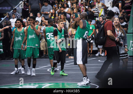 Justin Bieber chanteur assiste à la célébrité de l'image-objet jeu de basket-ball au cours de l'expérience au PARI 2014 A.L. Vivre le 28 juin 2014 à Los Angeles, Californie. Banque D'Images