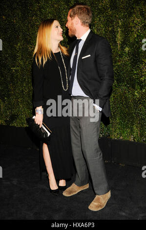 Drew Barrymore et mari Kopelman assister au dîner Chanel pour la libération de Drew Barrymore's Photo livre 'le trouver dans tout' chez Chanel le 14 janvier 2014 à Beverly Hills, Californie Banque D'Images