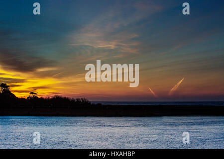 Bawdsey de Felixstowe Ferry au lever du soleil. Banque D'Images