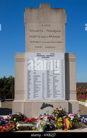 Rancourt Cimetière militaire français à côté de la D1017 Banque D'Images