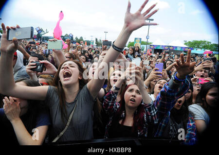 Cinquième harmonie à l'atmosphère du ventilateur 2015 RADIO KIIS FM Wango Tango Village étape au StubHub Center on Mai 9th, 2015 à Carson, Californie. Banque D'Images