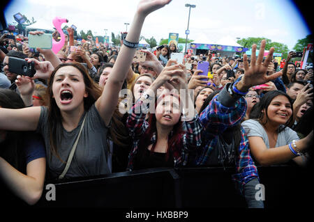 Cinquième harmonie à l'atmosphère du ventilateur 2015 RADIO KIIS FM Wango Tango Village étape au StubHub Center on Mai 9th, 2015 à Carson, Californie. Banque D'Images