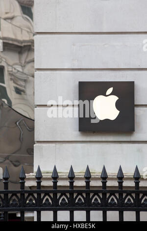 Apple Store, New Street, Birmingham, UK Banque D'Images