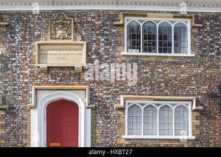 Beccles Suffolk, extérieur détail de la Beccles and District Museum, anciennement la ville grammar school dotée par Sir John Leman en 1631, Suffolk au Royaume-Uni. Banque D'Images