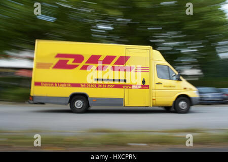Transporteur de transporteur DHL, DHL von Banque D'Images