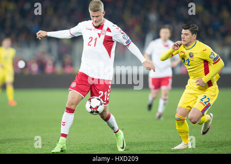 26 mars 2017 : Andreas Cornelius (21) et Cristian Sapunaru (22) la campagne de qualification pour la Coupe du Monde 2018 match entre la Roumanie et le Danemark à Cluj Arena, Cluj Napoca, Roumanie ROU. Foto : Cronos/Manases Sandor Banque D'Images