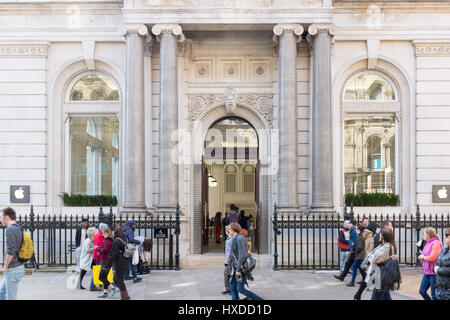 Entrée du nouvel Apple Store de New Street, Birmingham Banque D'Images