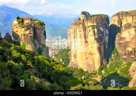 Monastères des Météores (situé au nord de la Grèce dans la région de Thessalie Banque D'Images