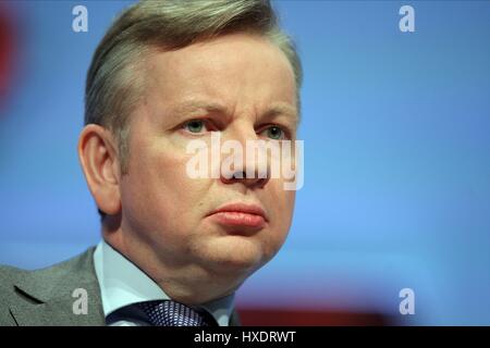 MICHAEL GOVE DÉPUTÉ SECRÉTAIRE D'ÉTAT À L'EDUCATI 04 Octobre 2011 Manchester Central Manchester en Angleterre Banque D'Images