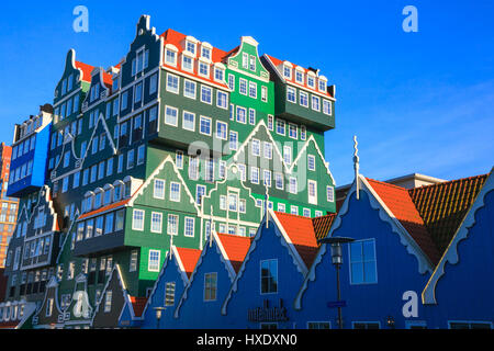 L'architecture moderne, l'hôtel Inntel à Zaandam, aux Pays-Bas Banque D'Images