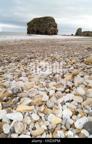 Plage, Marsden marsden grotto South Shields Banque D'Images