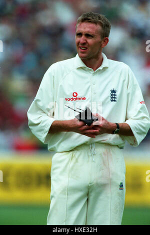 DOMINIC CORK ANGLETERRE & DERBYSHIRE CCC 16 Juin 1998 Banque D'Images